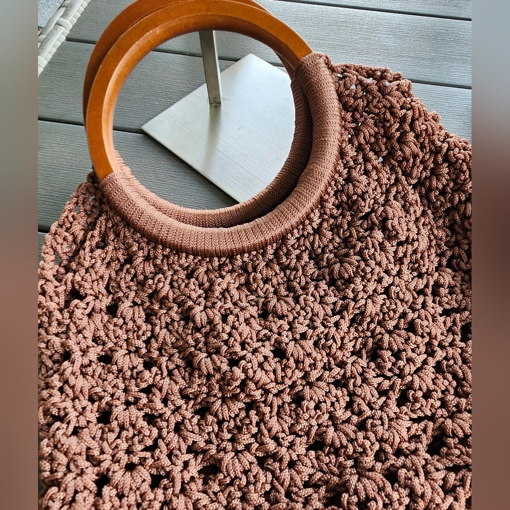 ❌️SOLD❌️ HOST PICK Crochet Lacey Brown Women's Bag - Picture 6 of 8